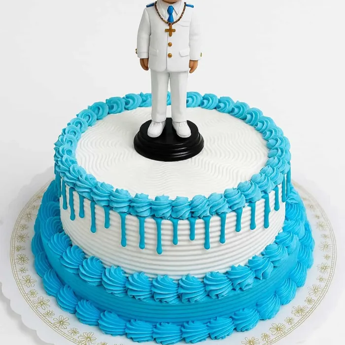 Tarta de comunión para chicos.