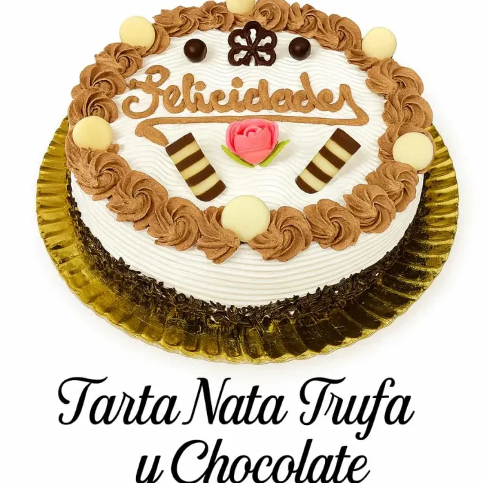 Tarta de cumpleaños de nata, trufa y chocolate.