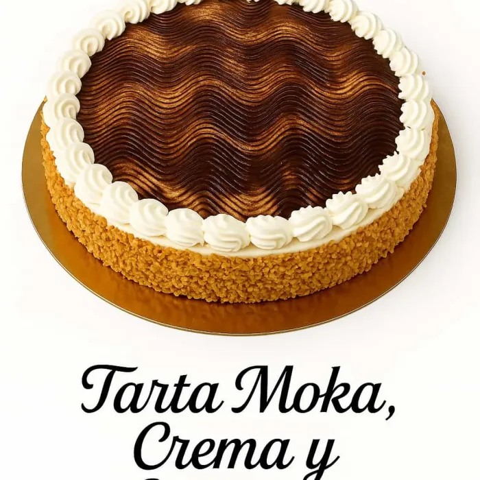 Tarta de menú de hostelería de moka, crema y chocolate.