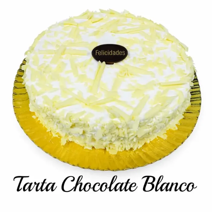 Tarta de cumpleaños de chocolate blanco.