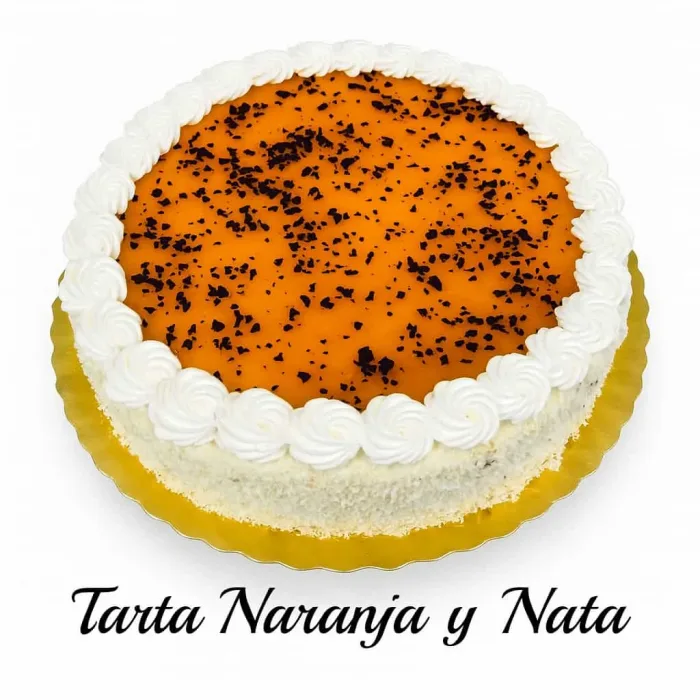 Tarta de menú de hostelería de naranja y nata.